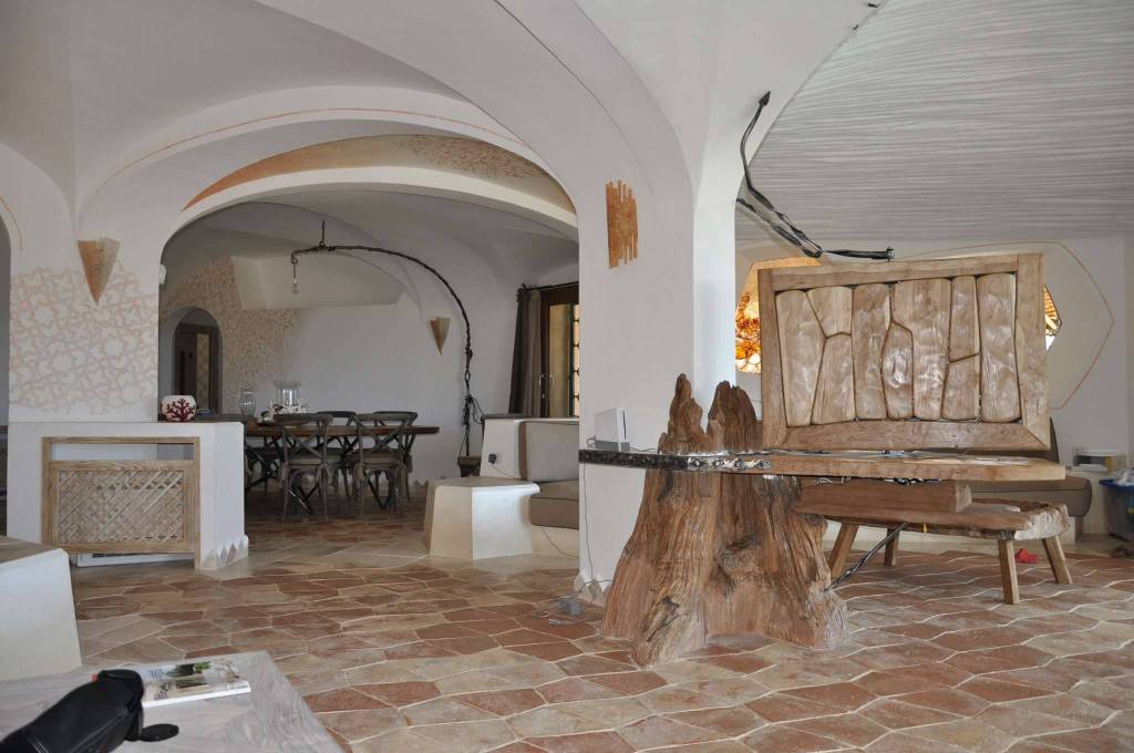 casa indipendente in vendita ad Arzachena in zona Baja Sardinia