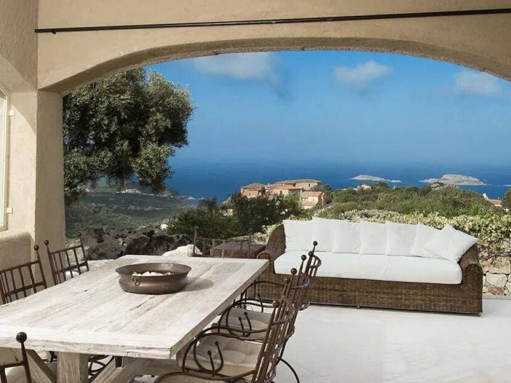 casa indipendente in vendita ad Arzachena in zona Porto Cervo