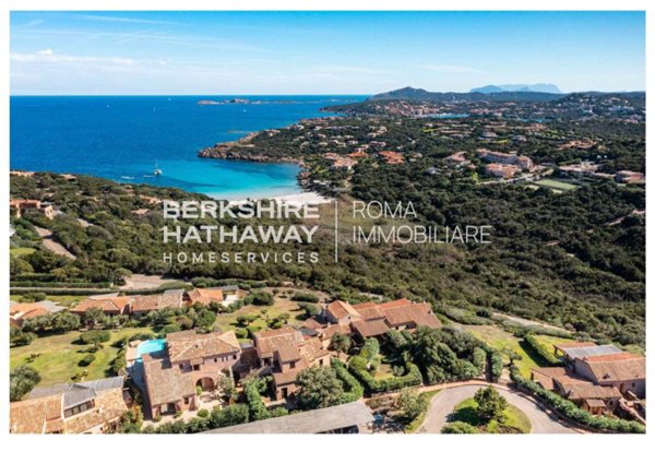 casa indipendente in vendita ad Arzachena in zona Porto Cervo