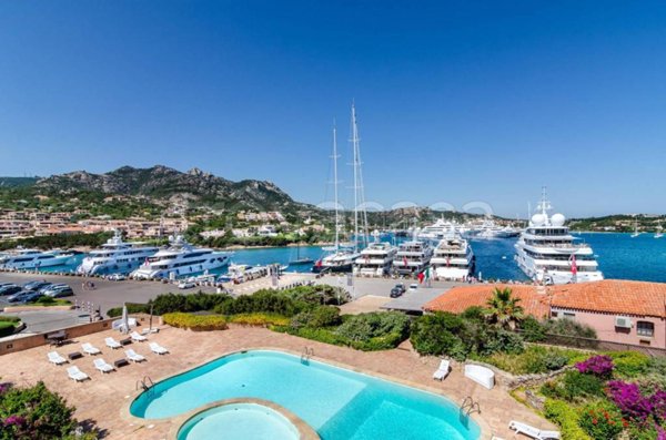 appartamento in vendita ad Arzachena in zona Porto Cervo