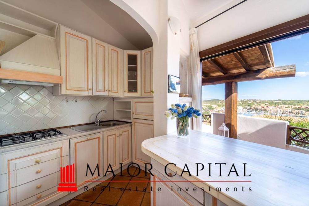appartamento in vendita ad Arzachena in zona Porto Cervo