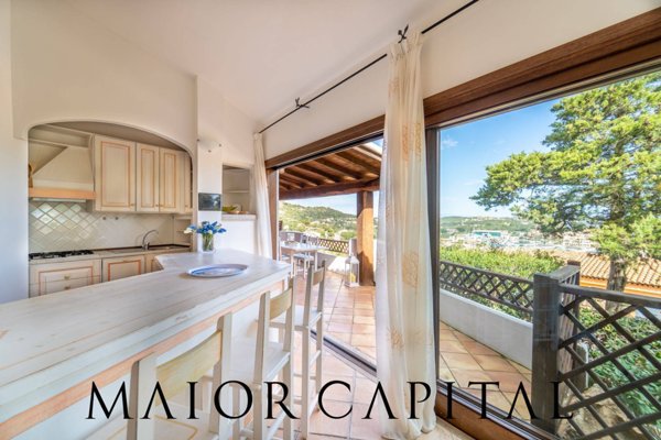 appartamento in vendita ad Arzachena in zona Porto Cervo