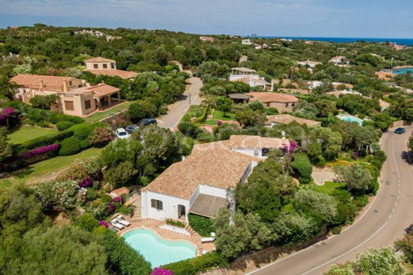 casa indipendente in vendita ad Arzachena in zona Porto Cervo
