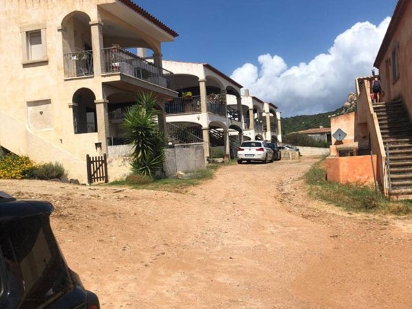 appartamento in vendita ad Arzachena in zona Cannigione