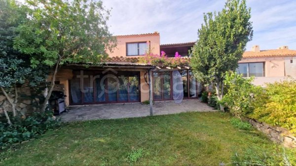 appartamento in vendita ad Arzachena
