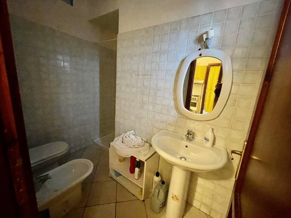 locale commerciale in vendita ad Arzachena in zona Cannigione
