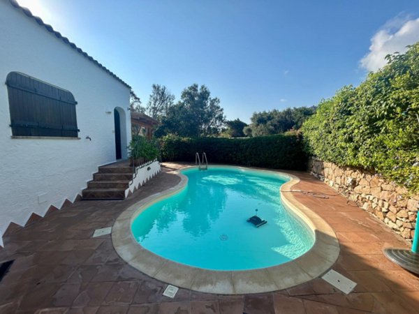 casa indipendente in vendita ad Arzachena in zona Porto Cervo