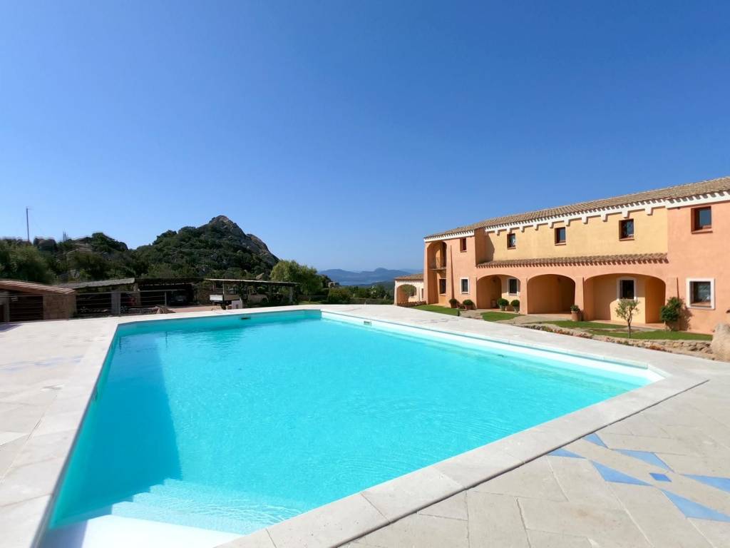 appartamento in vendita ad Arzachena in zona Porto Cervo