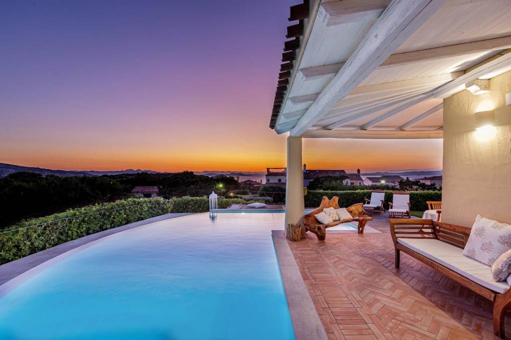 casa indipendente in vendita ad Arzachena