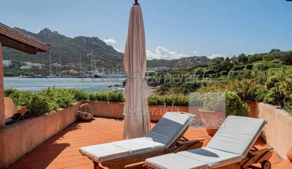 appartamento in vendita ad Arzachena in zona Porto Cervo