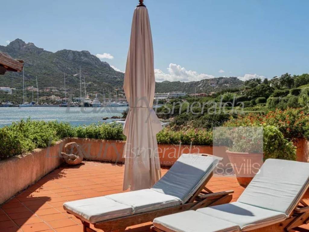 appartamento in vendita ad Arzachena in zona Porto Cervo