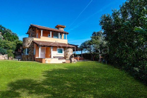 casa indipendente in vendita ad Arzachena in zona Porto Cervo