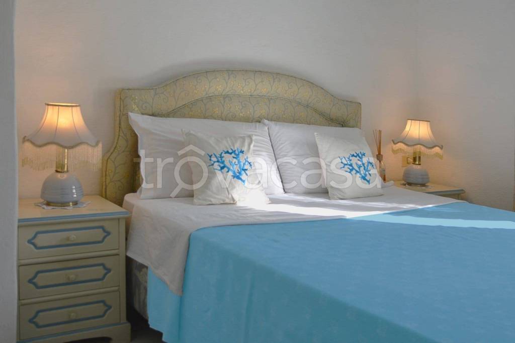 appartamento in vendita ad Arzachena