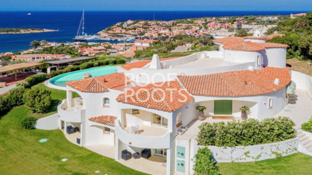casa indipendente in vendita ad Arzachena in zona Porto Cervo