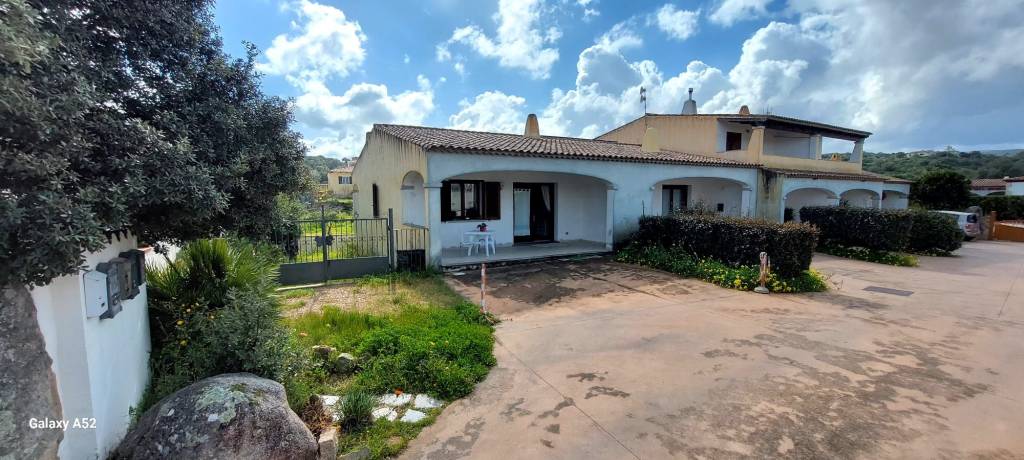 casa indipendente in vendita ad Arzachena