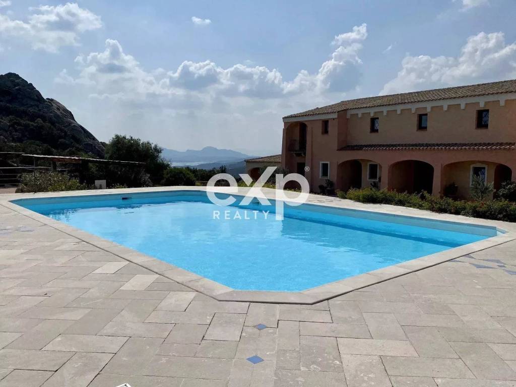 appartamento in vendita ad Arzachena in zona Porto Cervo