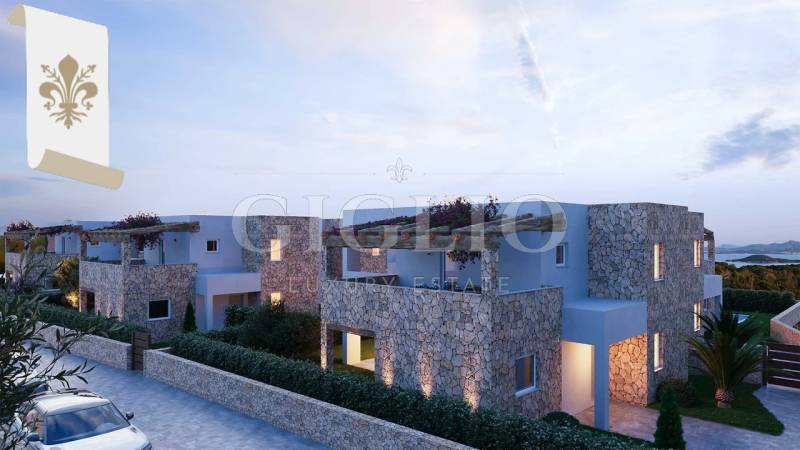 casa indipendente in vendita ad Arzachena in zona Abbiadori