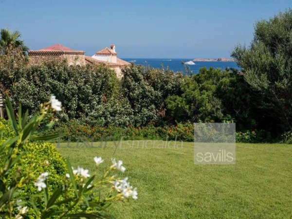 casa indipendente in vendita ad Arzachena in zona Porto Cervo