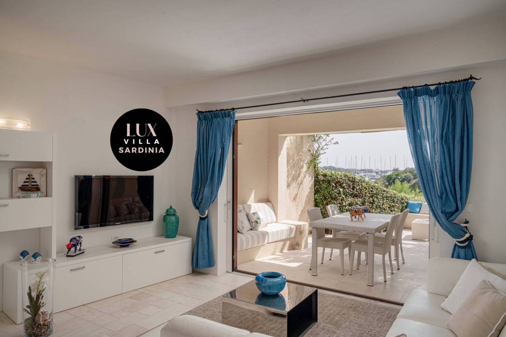 appartamento in vendita ad Arzachena in zona Porto Cervo