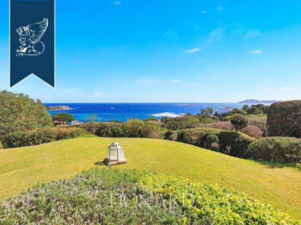 casa indipendente in vendita ad Arzachena