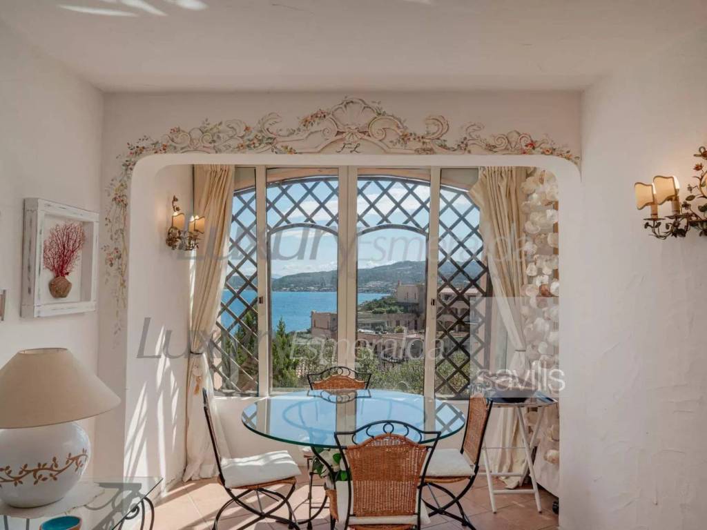 appartamento in vendita ad Arzachena in zona Porto Cervo