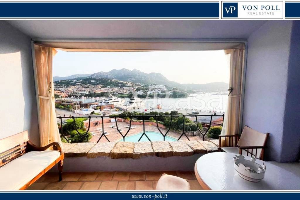 appartamento in vendita ad Arzachena in zona Porto Cervo