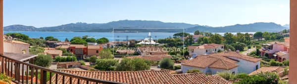 appartamento in vendita ad Arzachena in zona Cannigione