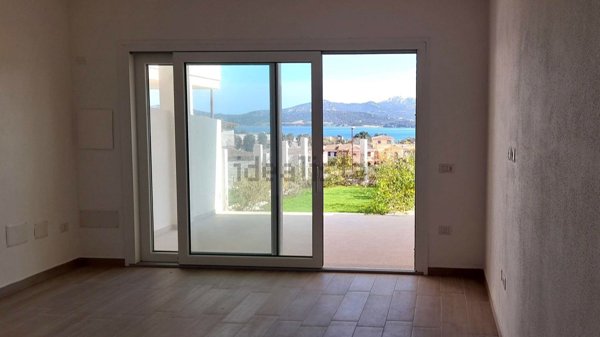 appartamento in vendita ad Arzachena