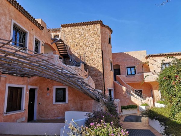 appartamento in vendita ad Arzachena in zona Porto Cervo