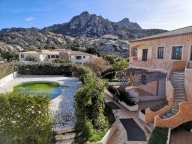 appartamento in vendita ad Arzachena in zona Porto Cervo