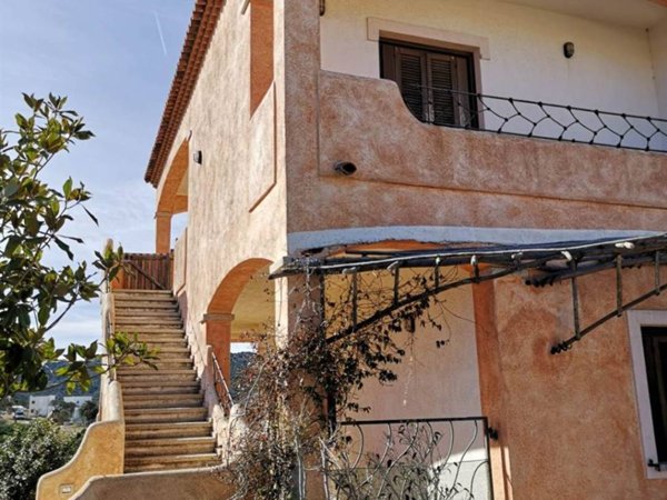 appartamento in vendita ad Arzachena in zona Porto Cervo