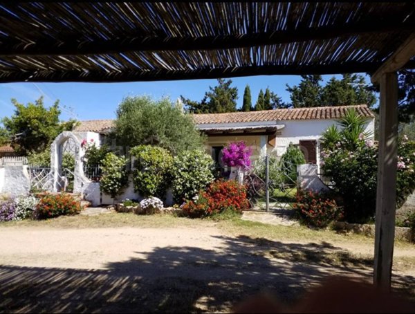 casa indipendente in vendita ad Arzachena in zona Porto Cervo