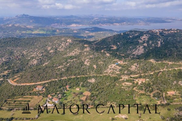 casa indipendente in vendita ad Arzachena in zona Porto Cervo