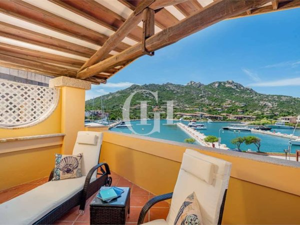 appartamento in vendita ad Arzachena in zona Porto Cervo
