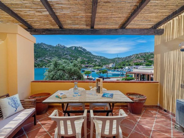 appartamento in vendita ad Arzachena in zona Porto Cervo