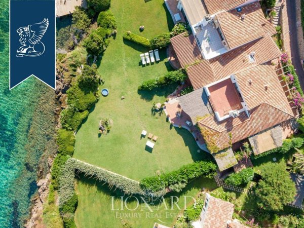 casa indipendente in vendita ad Arzachena in zona Porto Cervo
