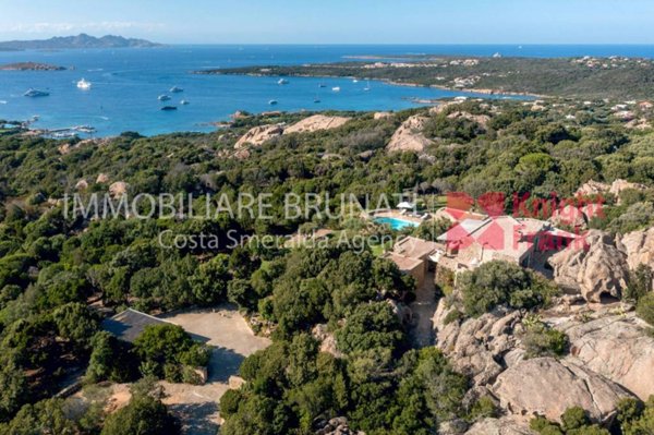 casa indipendente in vendita ad Arzachena