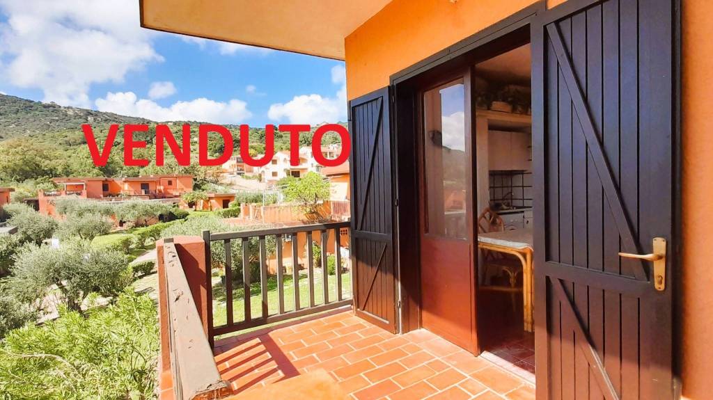 appartamento in vendita ad Arzachena in zona Cannigione