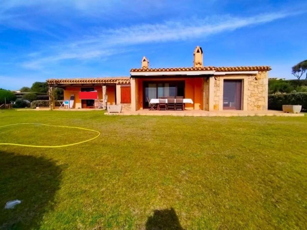 villa in vendita ad Arzachena in zona Porto Cervo