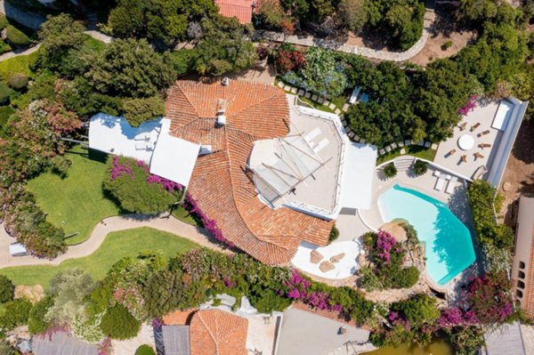 casa indipendente in vendita ad Arzachena in zona Porto Cervo