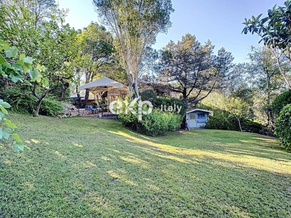 casa indipendente in vendita ad Arzachena in zona Capriccioli