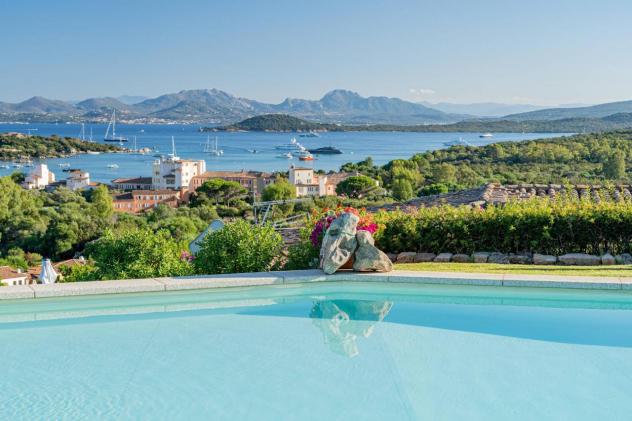 casa indipendente in vendita ad Arzachena in zona Porto Cervo