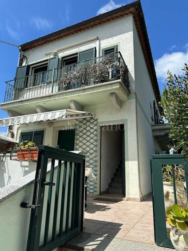 casa indipendente in vendita ad Arzachena