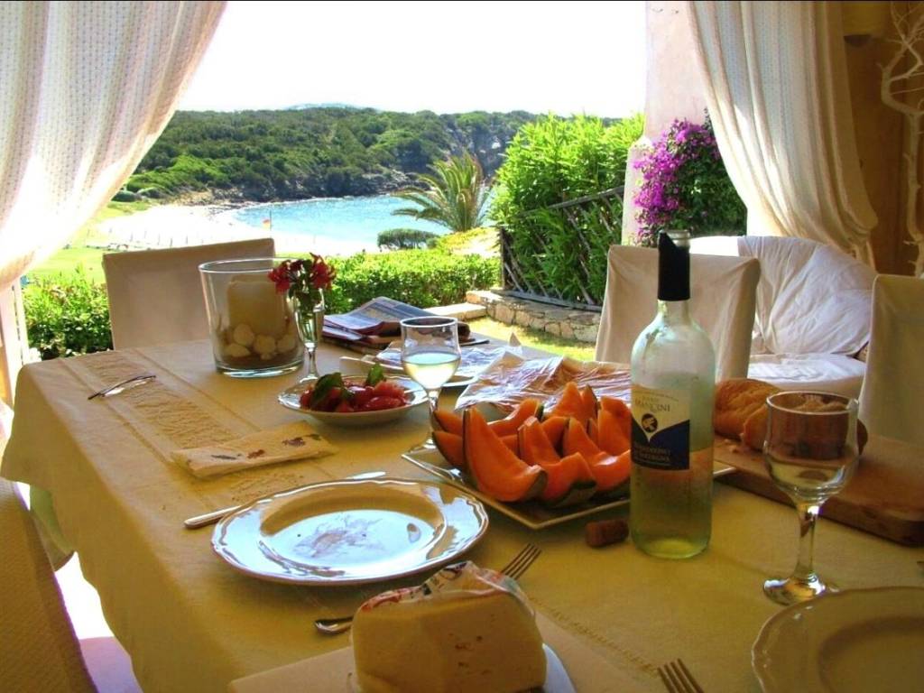 appartamento in vendita ad Arzachena in zona Porto Cervo
