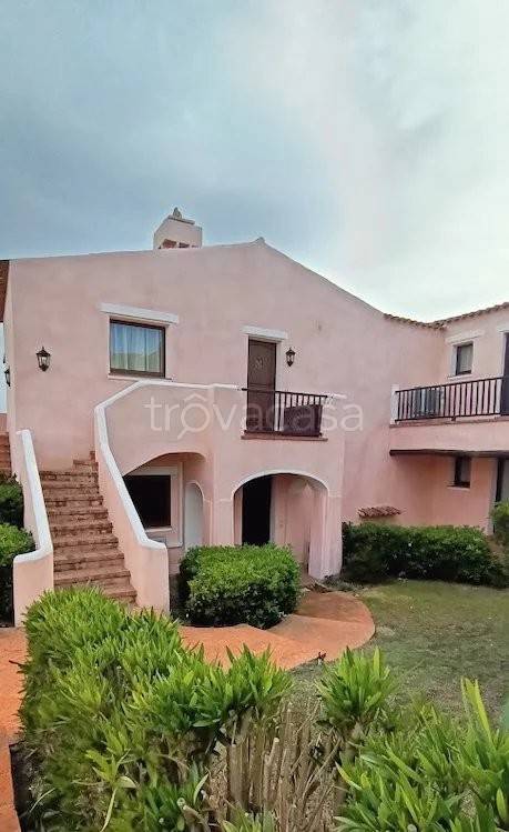 appartamento in vendita ad Arzachena