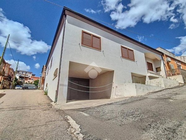 casa indipendente in vendita ad Arzachena