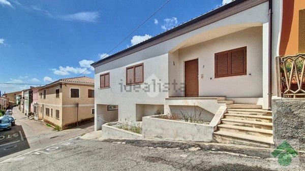 casa indipendente in vendita ad Arzachena