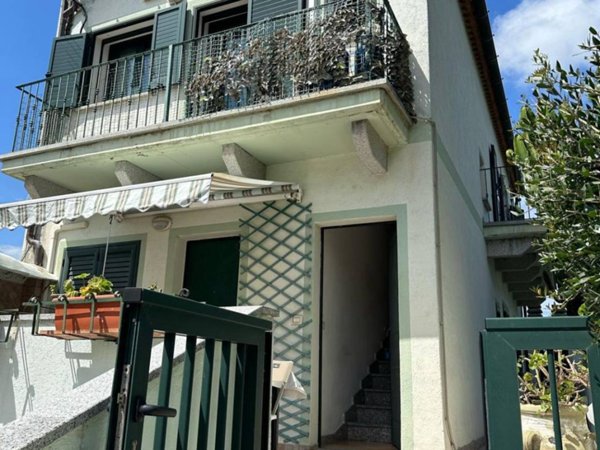 casa indipendente in vendita ad Arzachena