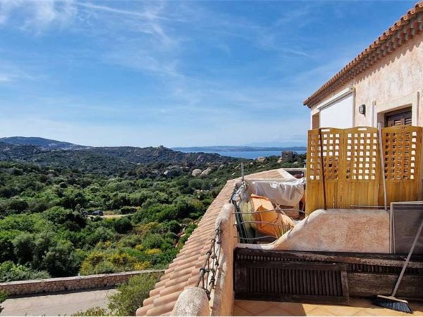 appartamento in vendita ad Arzachena in zona Porto Cervo