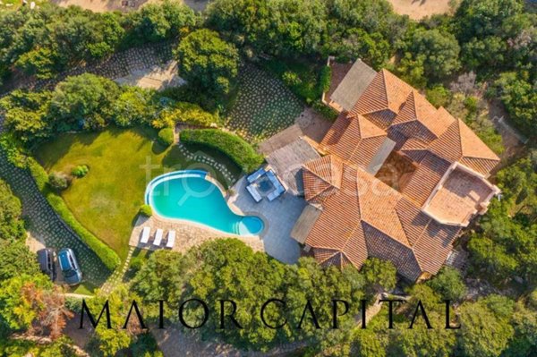casa indipendente in vendita ad Arzachena in zona Porto Cervo